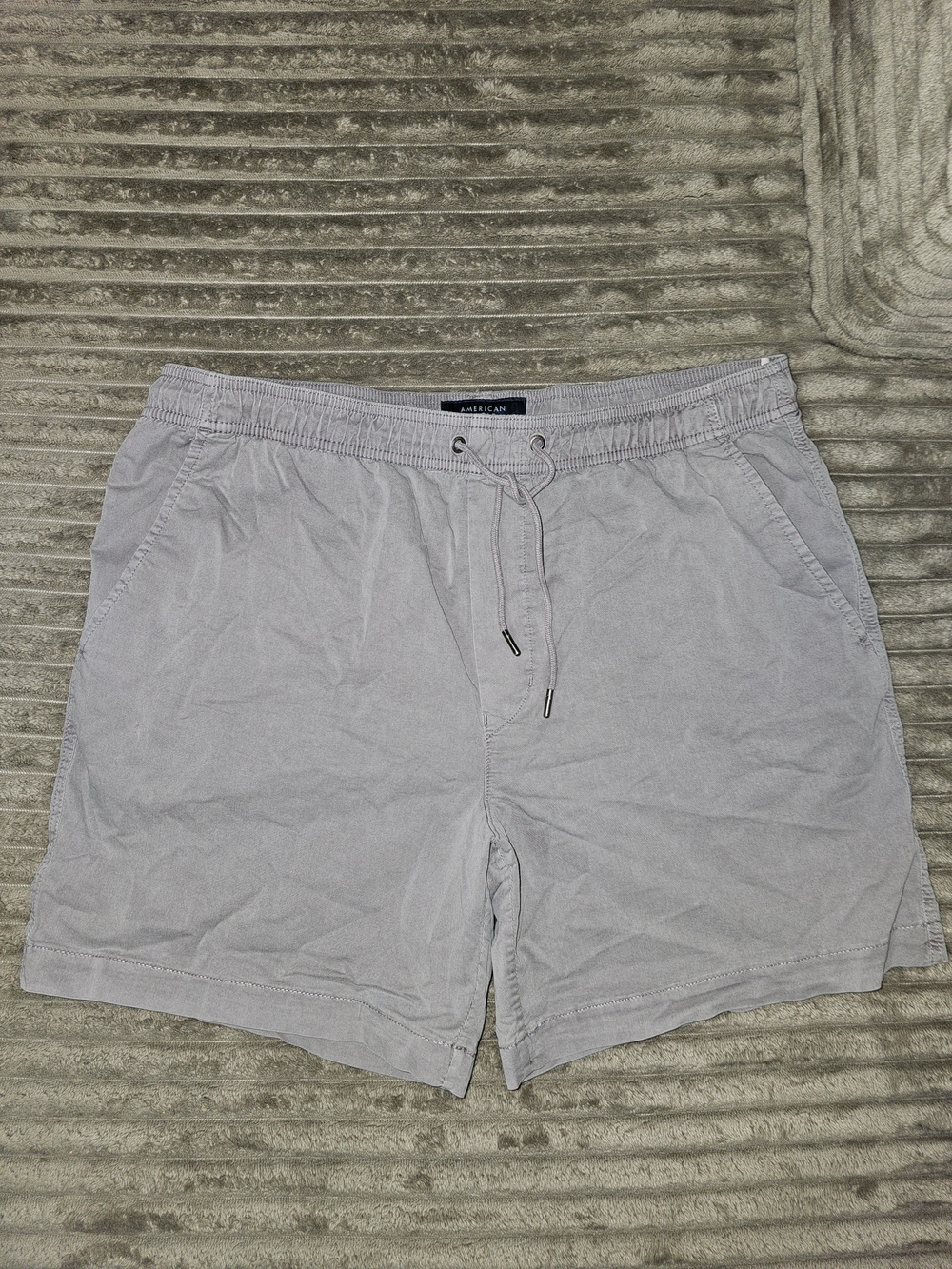 American Eagle Light Gray Flex Cotton Shorts with Navy Tags - ST6